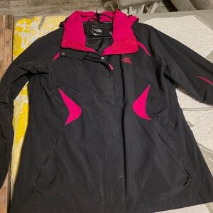 The North Face Women's Black and Pink Ski Jacket